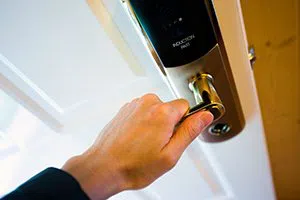 	Elmont Locksmith Store Elmont, NY 516-247-6192